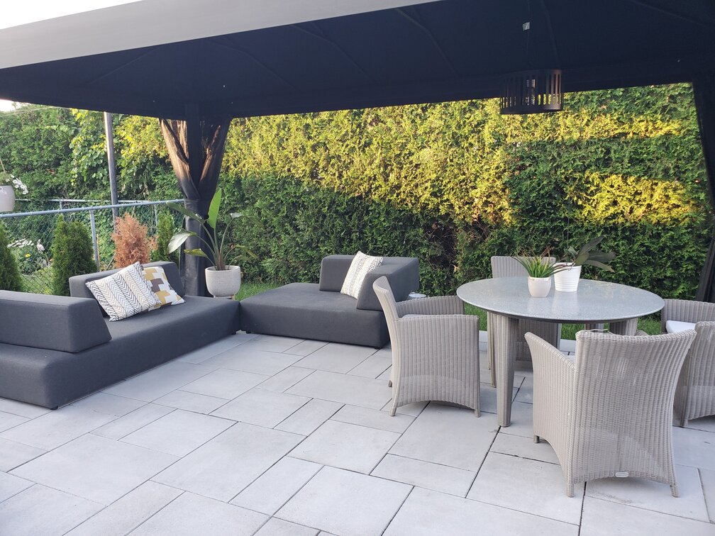 rsz_raised_elegant_patio_with_stunning_pattern_r-1